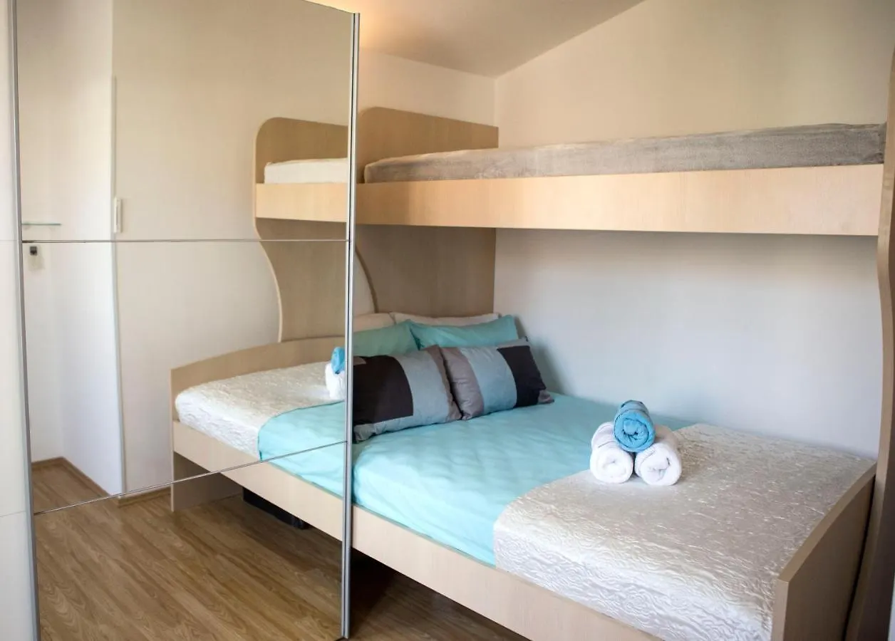 Penthouse Apartment Lux With A Panoramic View, Located On The Beachfront Of Ciovo-Traù Croazia